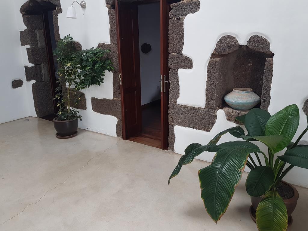 Hotelito Rural Flor De Timanfaya Тінахо Екстер'єр фото