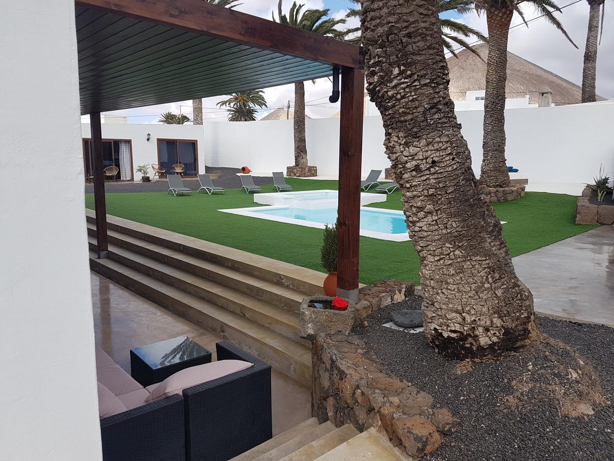 Hotelito Rural Flor De Timanfaya Тінахо Екстер'єр фото